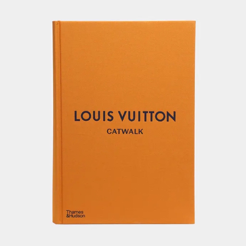 Louis Vuitton Catwalk Series – C'estbien Collection